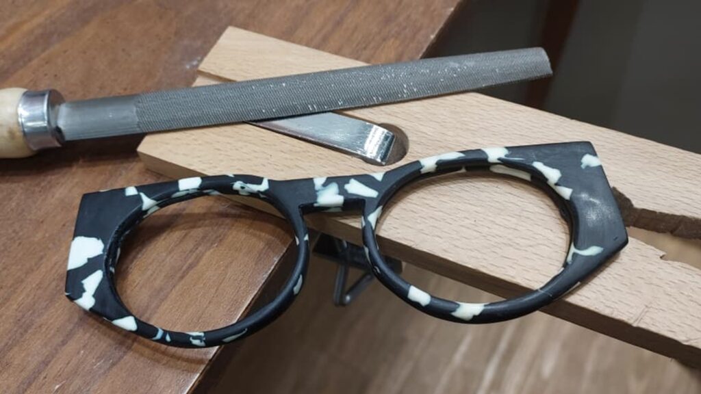 Cartan Óptica: redefinindo o luxo e a exclusividade no mundo dos óculos